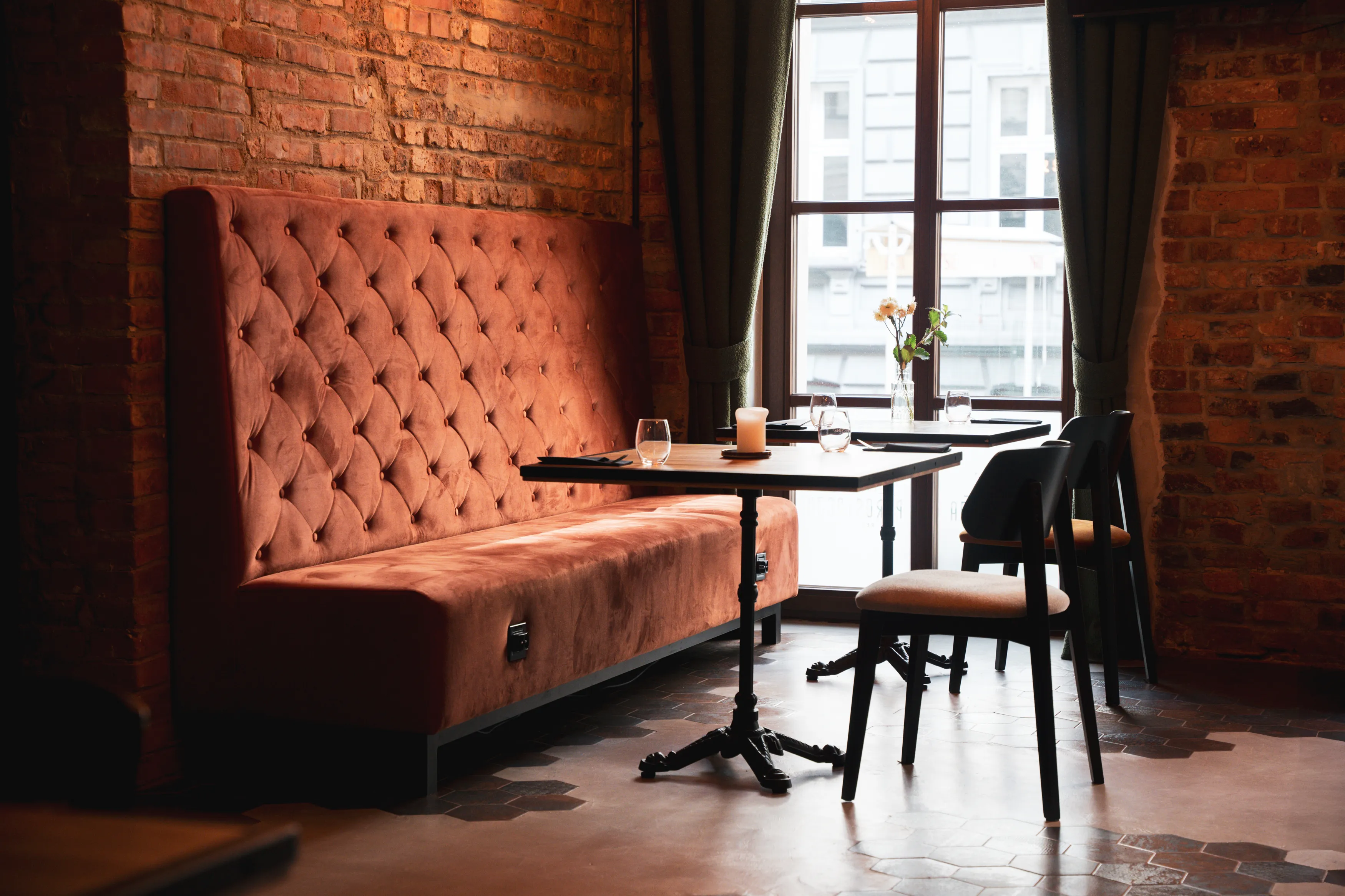 M23 Hotel, Katovice